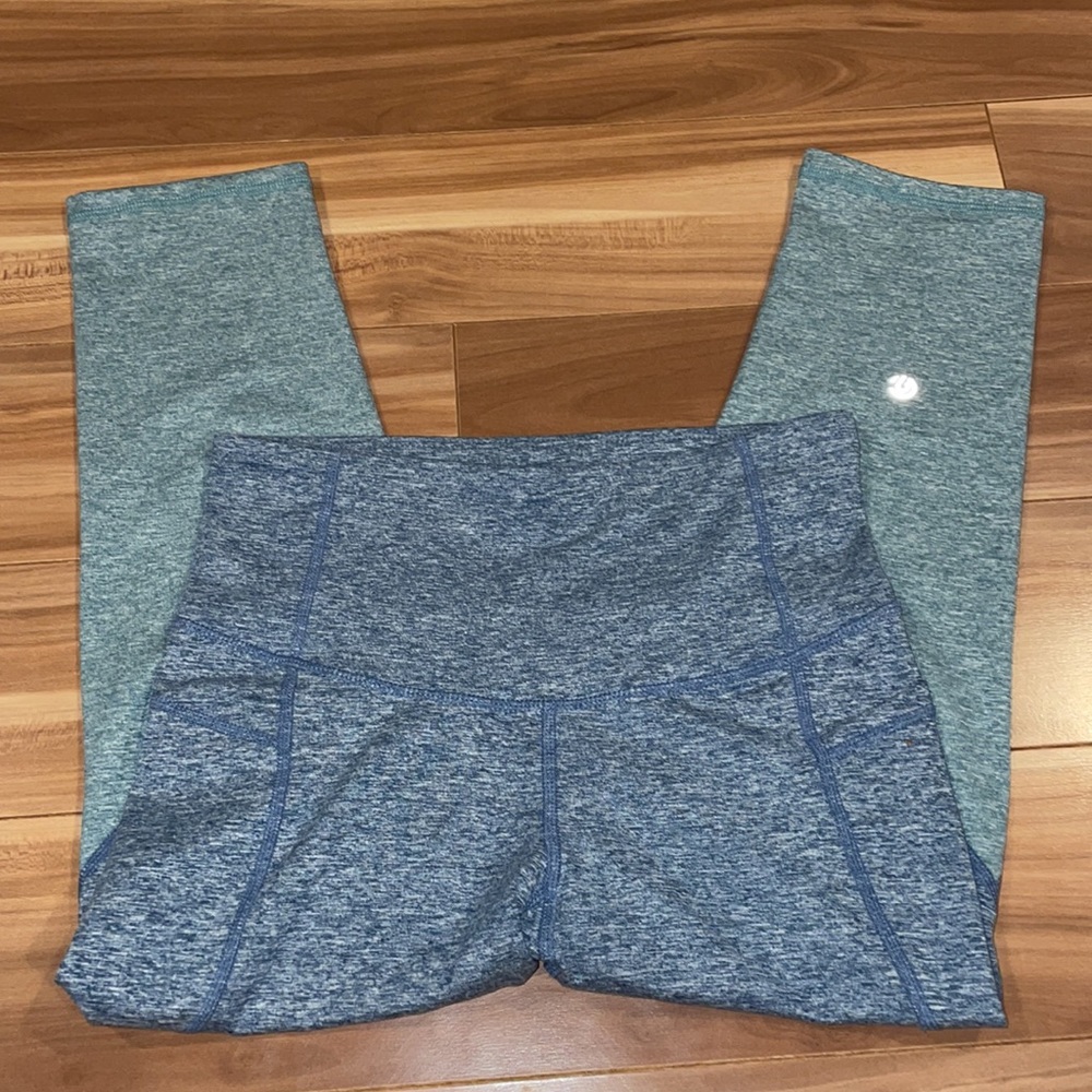 Champion - Women’s Small - Capri Legging with Pocket - Blue Dry Fit Spandex